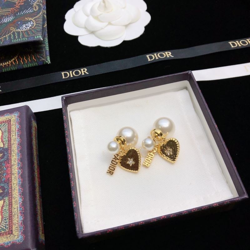 Christian Dior Earrings - Click Image to Close